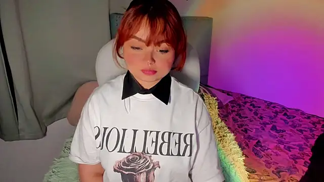 Snapshot of damn_that_booty chatting on October 5, 2025, 12:23 am damn that booty online show from October 5, 2025, 12:23 am