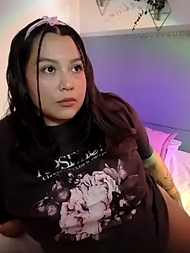 bigbooty-30 online show from May 12, 2026, 11:49 am