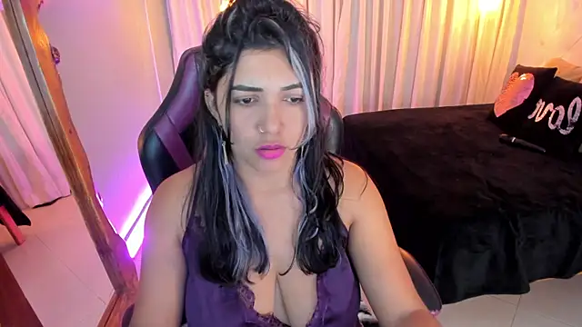 BonnieBad01 online show from February 14, 2025, 10:25 pm