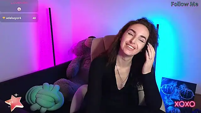 xx adrihanna xx online show from February 10, 2025, 4:25 pm