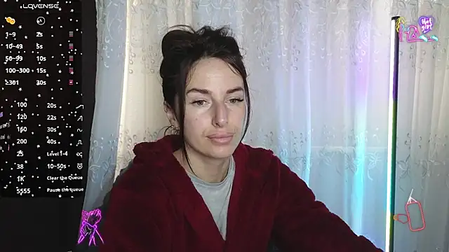 Snapshot of xx_adrihanna_xx chatting on May 10, 2026, 6:39 am xx adrihanna xx online show from May 10, 2026, 6:39 am