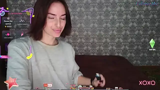 Snapshot of xx_adrihanna_xx chatting on October 6, 2025, 5:30 am xx adrihanna xx online show from October 6, 2025, 5:30 am