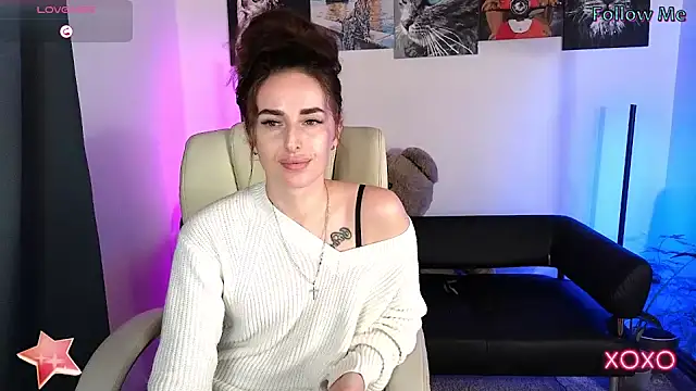 xx adrihanna xx online show from February 18, 2025, 3:31 pm