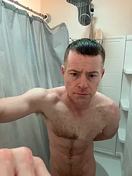 Snapshot of GymyXY chatting on November 2, 2025, 5:51 pm GymyXY online show from November 2, 2025, 5:51 pm