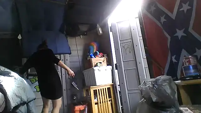 spundarella420 online show from December 18, 2025, 3:49 pm