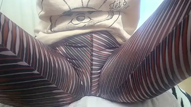 Web Lady online show from February 13, 2026, 7:41 am