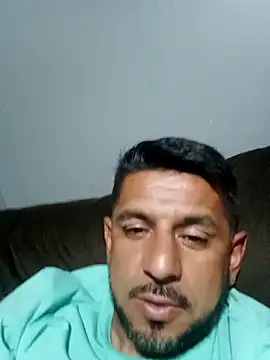 mijito30 online show from October 6, 2025, 11:27 pm