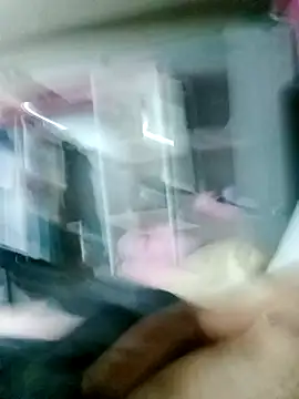 mijito30 online show from October 20, 2025, 4:25 am