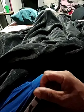 mijito30 online show from October 8, 2025, 2:29 pm