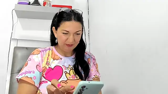 Snapshot of Angelblue_ chatting on October 20, 2025, 2:28 pm Angelblue  online show from October 20, 2025, 2:28 pm