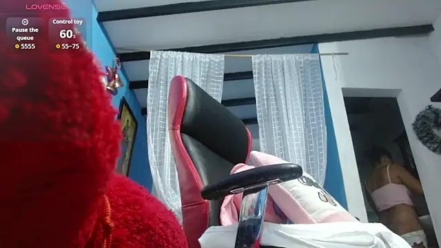 wendy rivera  online show from November 7, 2025, 11:04 am