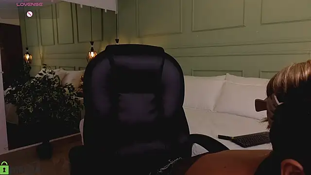 kataliina   online show from February 23, 2026, 11:44 am