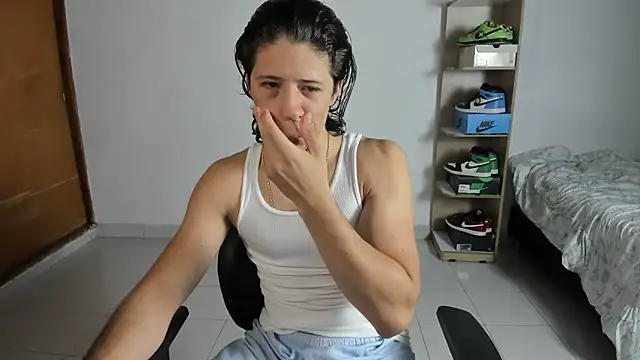 imtonny19 online show from March 14, 2025, 11:11 pm