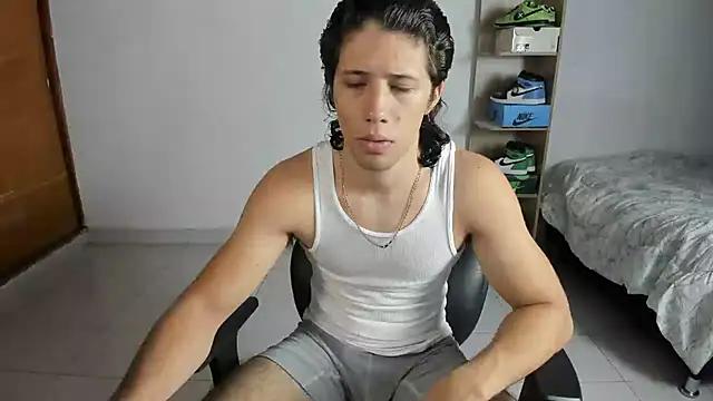 imtonny19 online show from March 16, 2025, 12:01 am