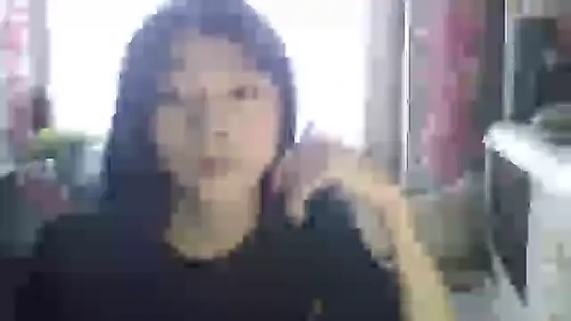 CarlyJoy online show from December 5, 2025, 8:24 am