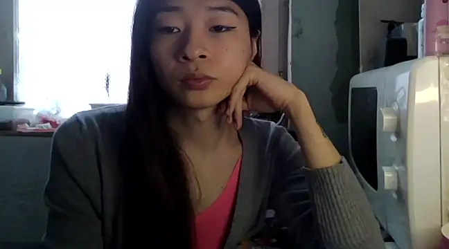 CarlyJoy online show from March 8, 2025, 8:00 am