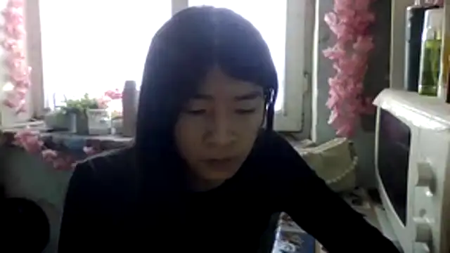 CarlyJoy online show from October 30, 2025, 10:02 am