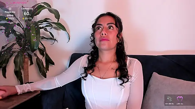 im amber online show from November 5, 2025, 1:47 pm