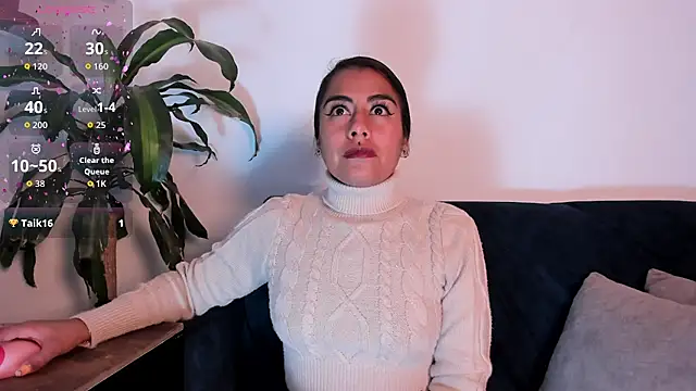 im amber online show from November 6, 2025, 1:48 pm