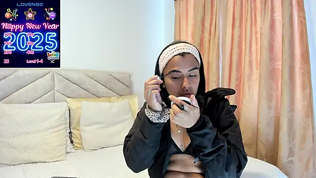 im amber online show from January 27, 2025, 12:37 pm