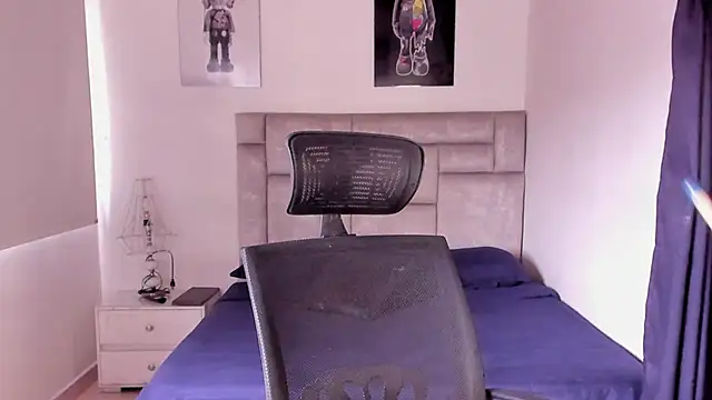 paul rogerr online show from October 17, 2025, 1:02 pm