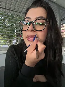 Snapshot of Natha_Fantasy chatting on October 1, 2025, 10:57 pm Natha Fantasy online show from October 1, 2025, 10:57 pm