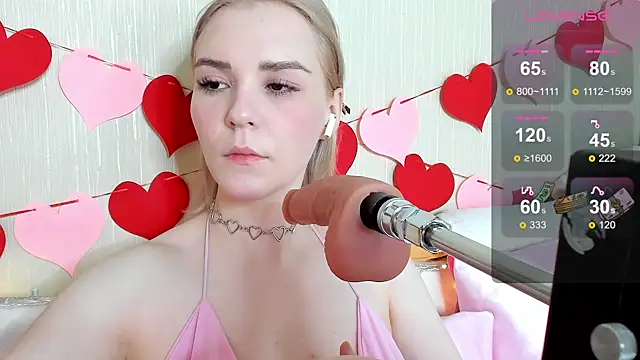 Kaya Devis online show from February 13, 2025, 4:32 am