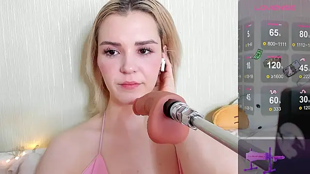 Kaya Devis online show from February 10, 2025, 4:52 am