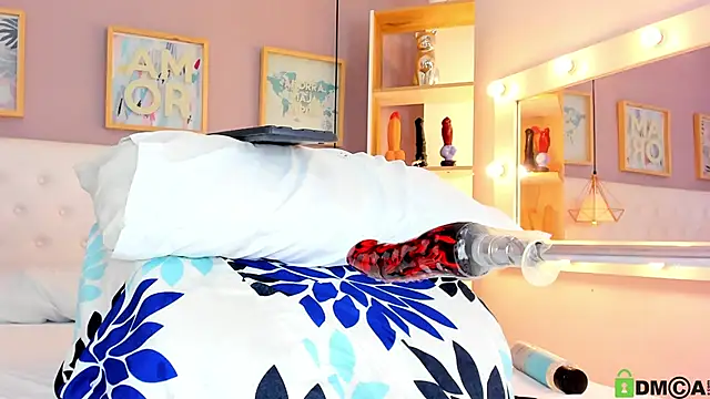 Snapshot of julyanna_ chatting on October 15, 2025, 8:28 pm julyanna online show from October 15, 2025, 8:28 pm