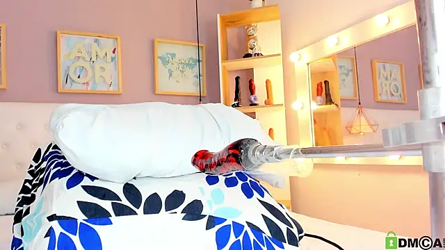 Snapshot of julyanna_ chatting on October 11, 2025, 9:05 pm julyanna online show from October 11, 2025, 9:05 pm