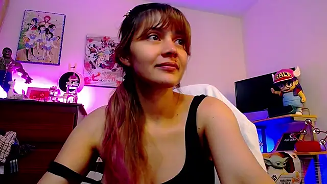 Pretty-10Woman online show from December 10, 2024, 4:17 pm