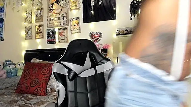 Cristal Jonasxh online show from September 21, 2025, 5:23 am