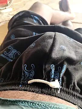 SILENT FUCKER 01 online show from March 8, 2026, 11:02 am