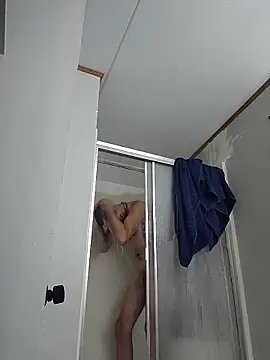 Snapshot of Bi_curious86 chatting on September 30, 2025, 5:30 pm Bi curious86 online show from September 30, 2025, 5:30 pm