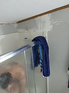 Bi curious86 online show from February 25, 2026, 6:52 pm