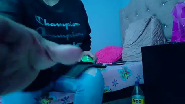 Snapshot of TifanyNasty chatting on October 29, 2025, 4:39 pm TifanyNasty online show from October 29, 2025, 4:39 pm