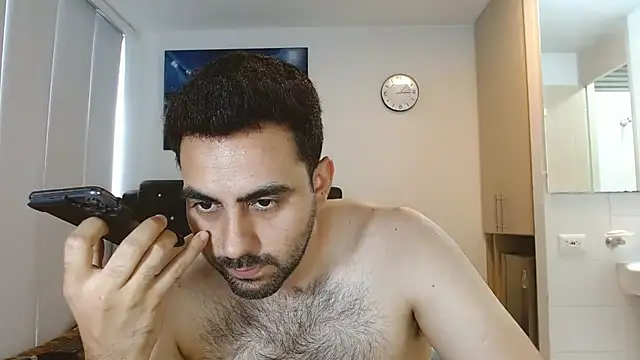 omarmohammedhot2 online show from March 21, 2025, 3:13 pm