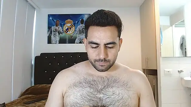 omarmohammedhot2 online show from March 8, 2025, 2:51 pm