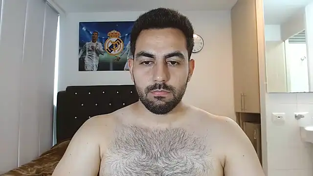 omarmohammedhot2 online show from February 14, 2025, 2:54 pm