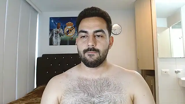 omarmohammedhot2 online show from February 9, 2025, 4:40 pm