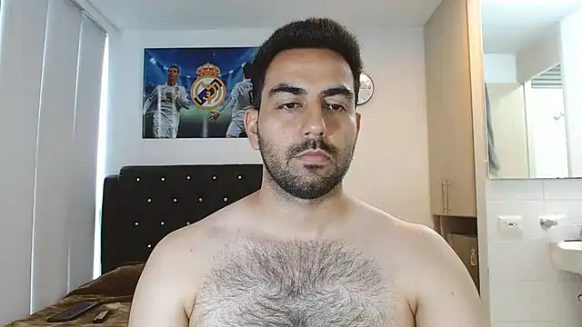 omarmohammedhot2 online show from March 13, 2025, 3:17 pm