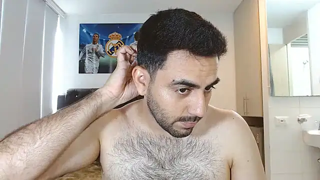 omarmohammedhot2 online show from March 11, 2025, 2:07 pm