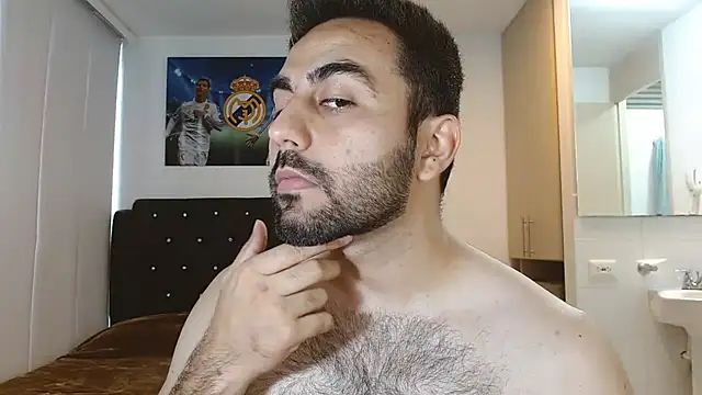 omarmohammedhot2 online show from December 22, 2024, 8:36 pm