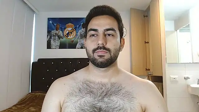 omarmohammedhot2 online show from January 15, 2025, 2:56 pm