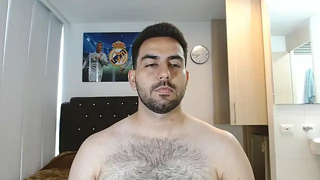 omarmohammedhot2 online show from March 3, 2025, 2:39 pm