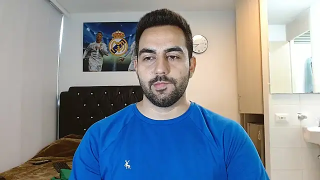 omarmohammedhot2 online show from December 19, 2024, 2:13 pm