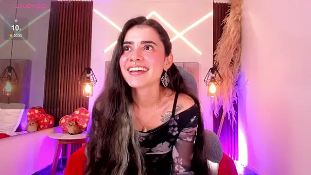 dasha-rodrigues online show from July 18, 2026, 1:41 pm