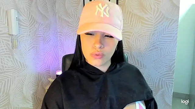 sexyyykloee online show from January 26, 2025, 10:02 am