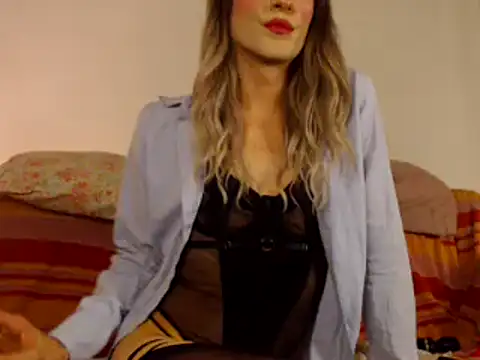 Snapshot of Karendolly__8 chatting on October 14, 2025, 8:53 pm Karendolly  8 online show from October 14, 2025, 8:53 pm