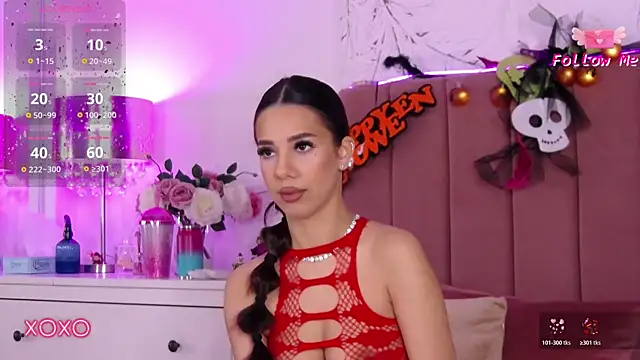 Snapshot of LaraKent chatting on October 28, 2025, 6:12 am LaraKent online show from October 28, 2025, 6:12 am